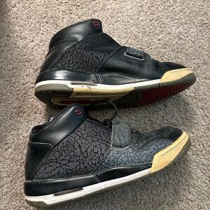 Jordan Kids Black and Gray Sneakers
